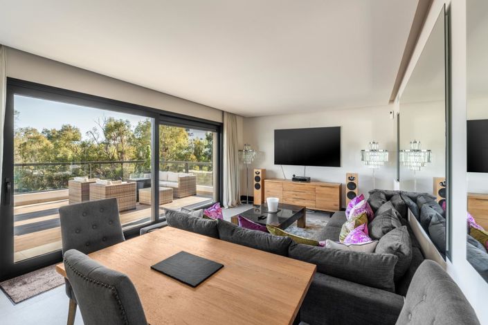 Image No.7-3 Bed Property for sale