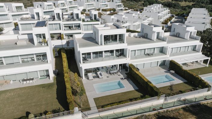 Image No.22-5 Bed Property for sale