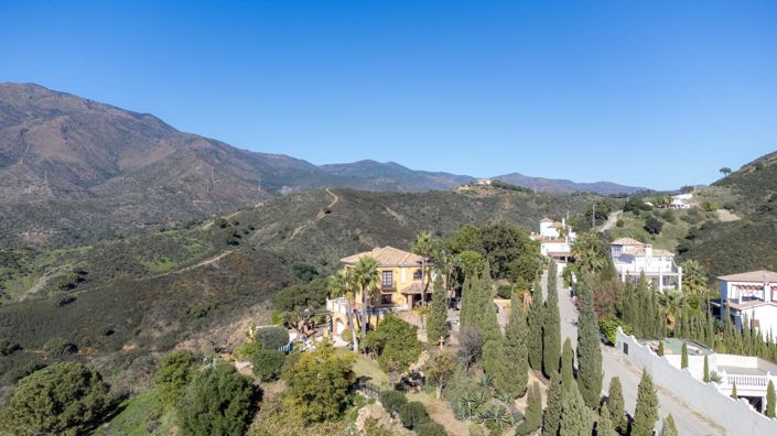 Image No.8-Propriété de 6 chambres à vendre à Estepona