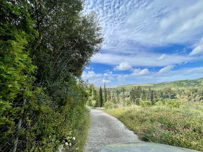 Image No.28-7 Bed Property for sale