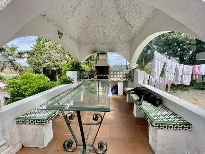 Image No.34-7 Bed Property for sale