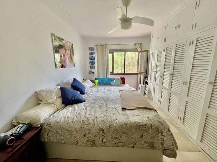 Image No.49-7 Bed Property for sale