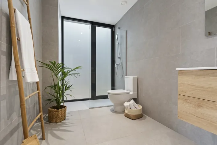 Image No.13-6 Bed Property for sale