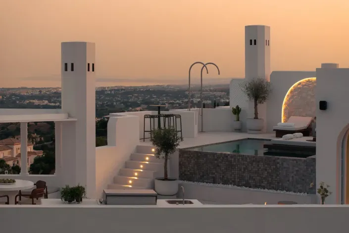 Image No.25-3 Bed Property for sale