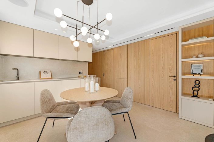 Image No.12-2 Bed Property for sale