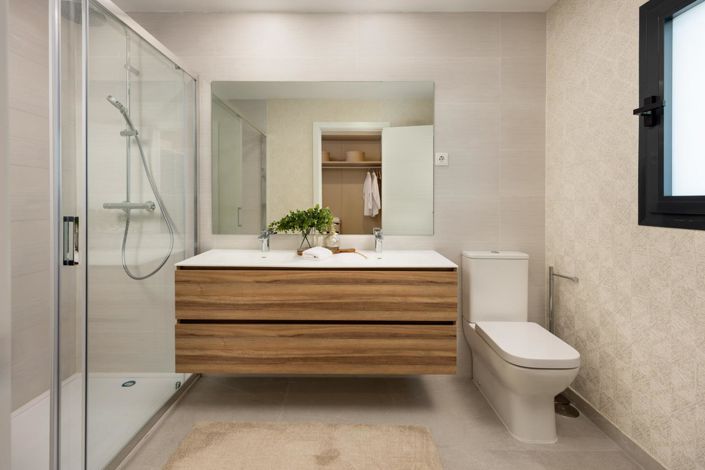 Image No.8-2 Bed Property for sale