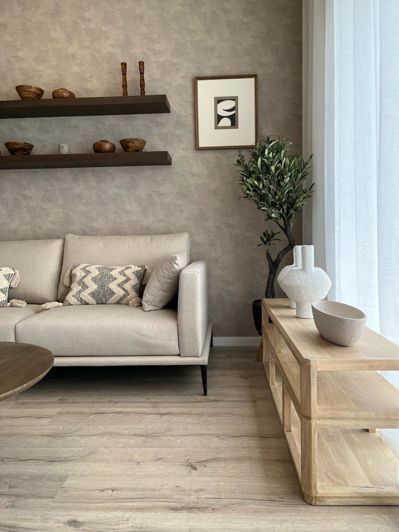 Image No.13-3 Bed Property for sale