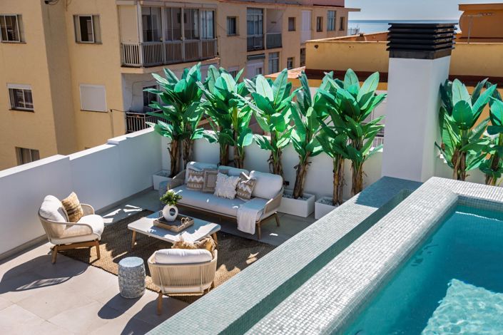 Image No.20-2 Bed Property for sale