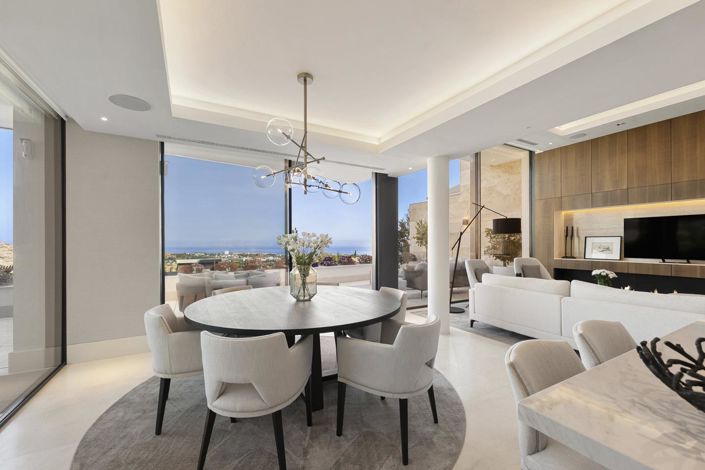 Image No.18-3 Bed Property for sale