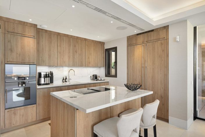 Image No.19-3 Bed Property for sale