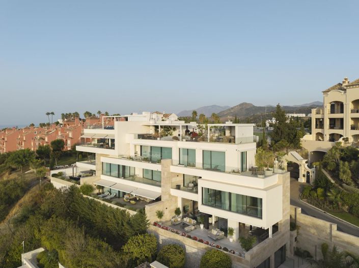 Image No.9-3 Bed Property for sale