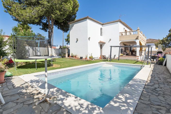 Image No.1-Propriété de 6 chambres à vendre à Malaga