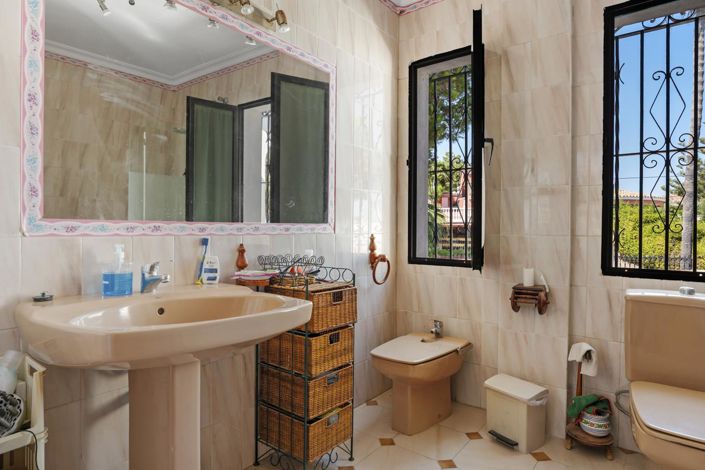 Image No.31-Propriété de 6 chambres à vendre à Malaga