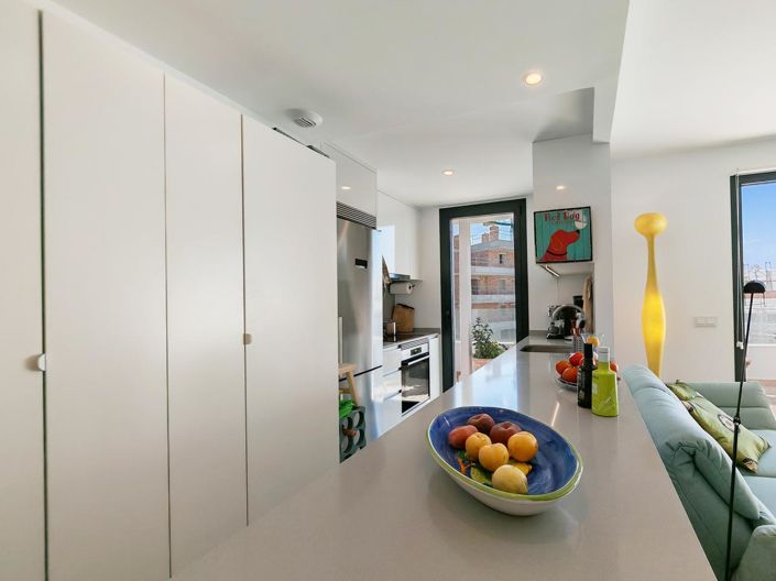 Image No.6-2 Bed Property for sale