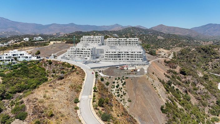 Image No.20-3 Bed Property for sale