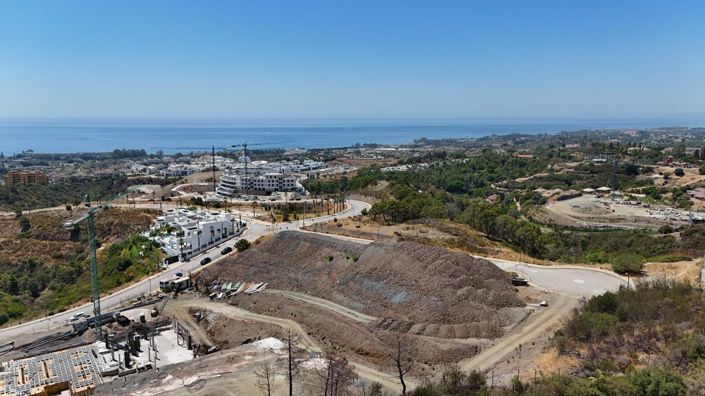 Image No.13-3 Bed Property for sale