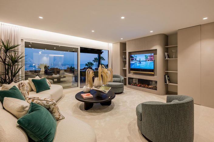 Image No.29-4 Bed Property for sale