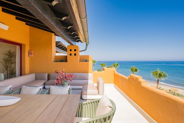 Image No.47-4 Bed Property for sale