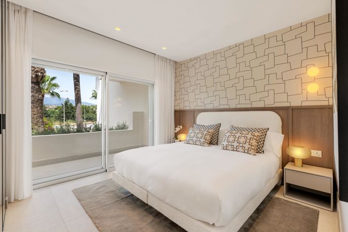 Image No.23-3 Bed Property for sale