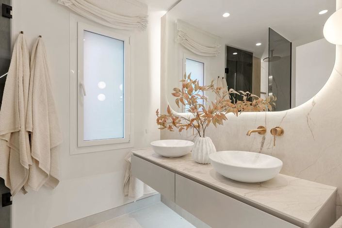 Image No.23-3 Bed Property for sale