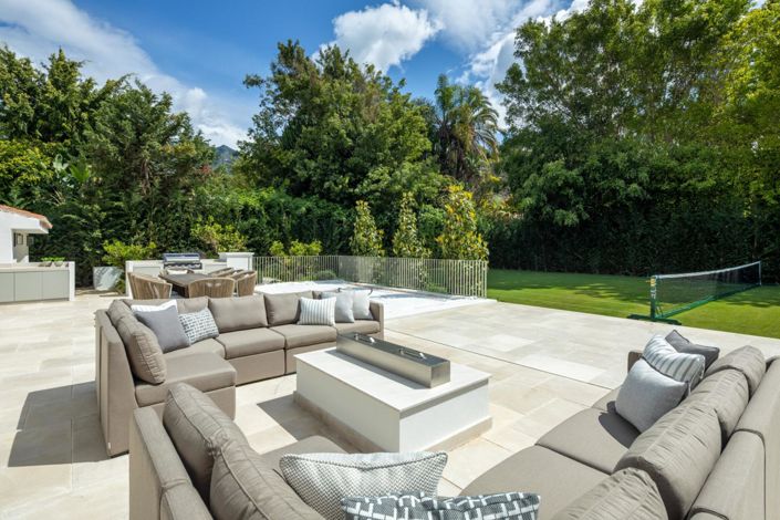 Image No.34-6 Bed Property for sale