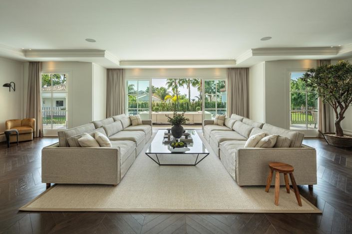 Image No.25-6 Bed Property for sale