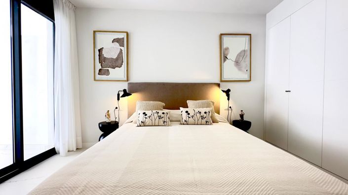 Image No.5-2 Bed Property for sale