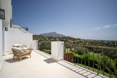 Alcantara & Good most sold property