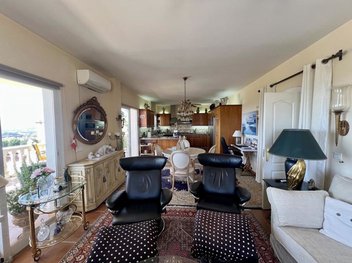 Image No.15-Propriété de 8 chambres à vendre à Estepona