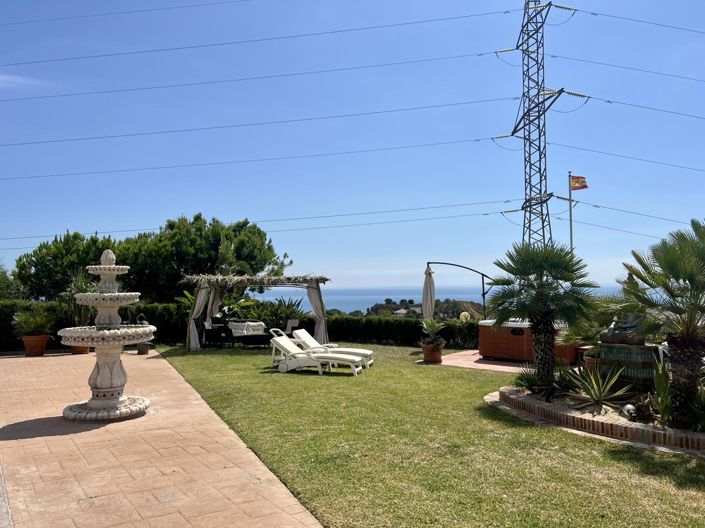 Image No.43-Propriété de 8 chambres à vendre à Estepona