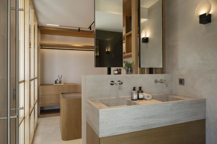 Image No.16-4 Bed Property for sale