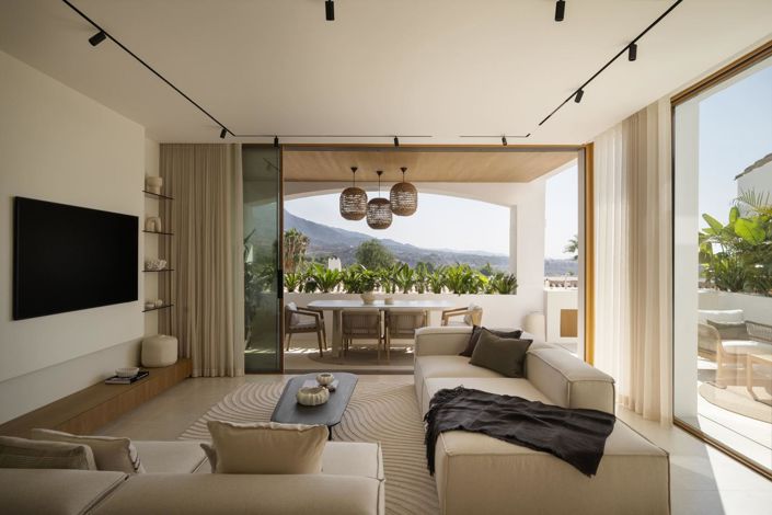 Image No.7-4 Bed Property for sale