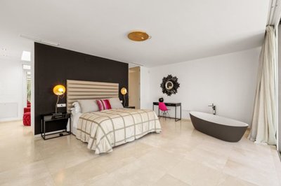 4193948-4de894b7