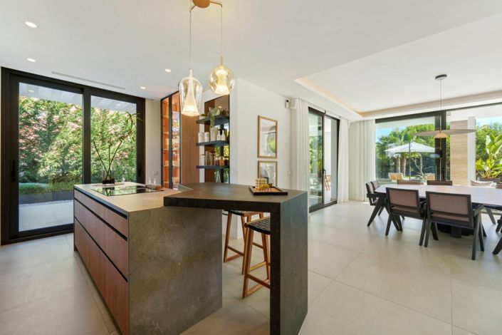 Image No.8-Propriété de 6 chambres à vendre à Marbella