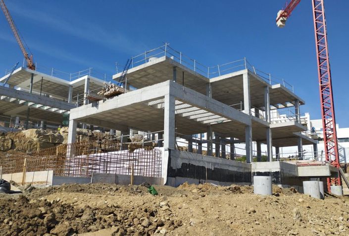 Image No.10-3 Bed Property for sale