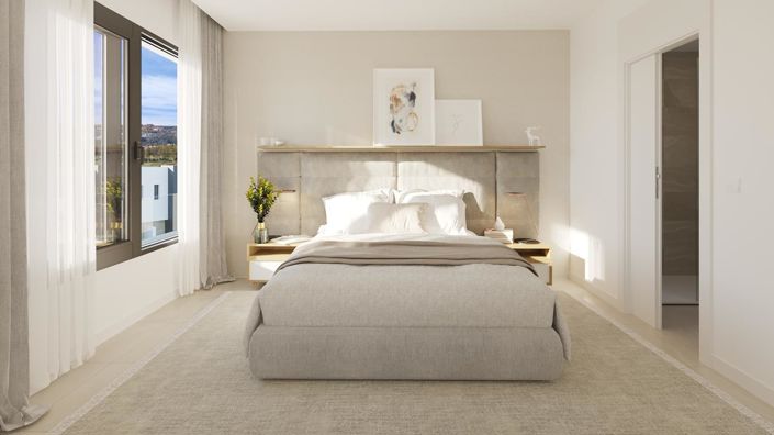 Image No.26-3 Bed Property for sale