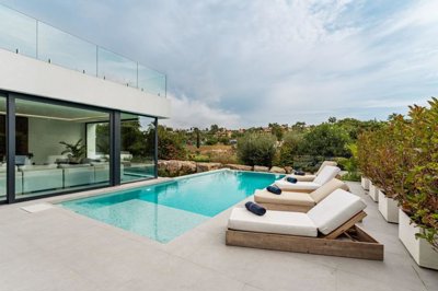 Alcantara & Good most sold property