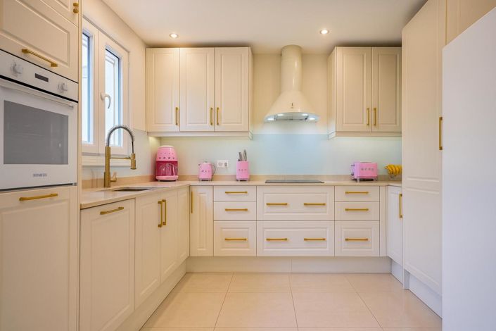 Image No.8-Propriété de 4 chambres à vendre à Estepona