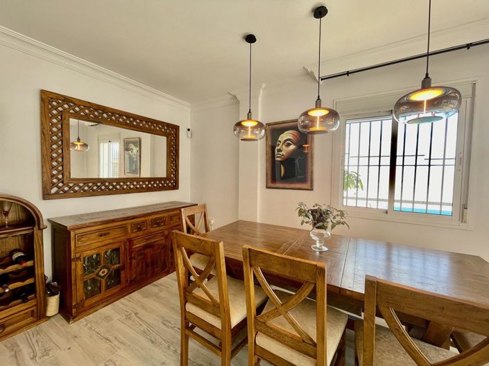 Image No.24-4 Bed Property for sale