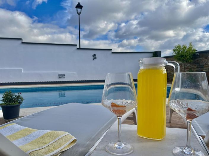 Image No.8-4 Bed Property for sale