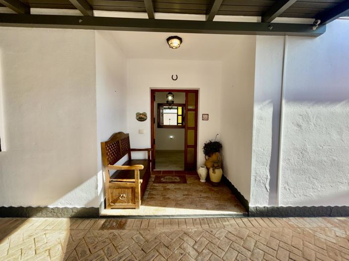 Image No.9-4 Bed Property for sale