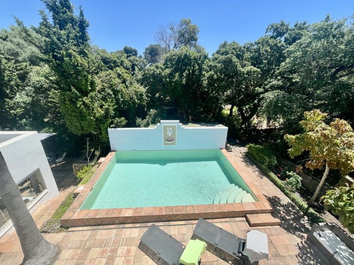 Image No.46-5 Bed Property for sale