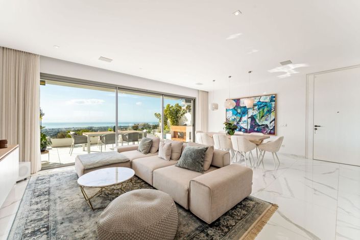 Image No.20-3 Bed Property for sale