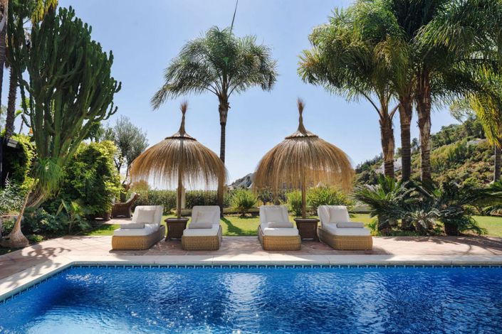 Image No.14-4 Bed Property for sale