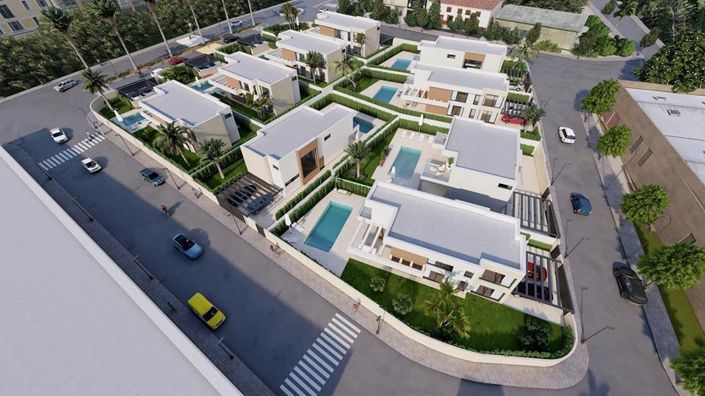 Image No.16-4 Bed Property for sale