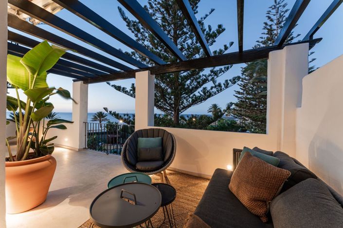 Image No.22-3 Bed Property for sale