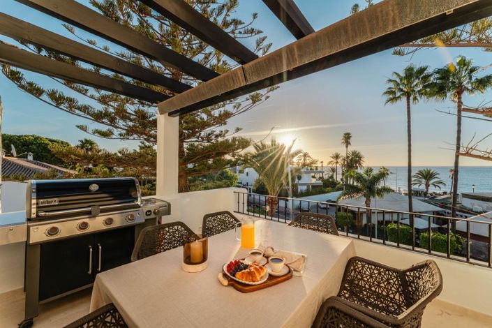 Image No.23-3 Bed Property for sale