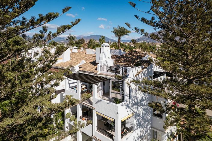 Image No.37-3 Bed Property for sale