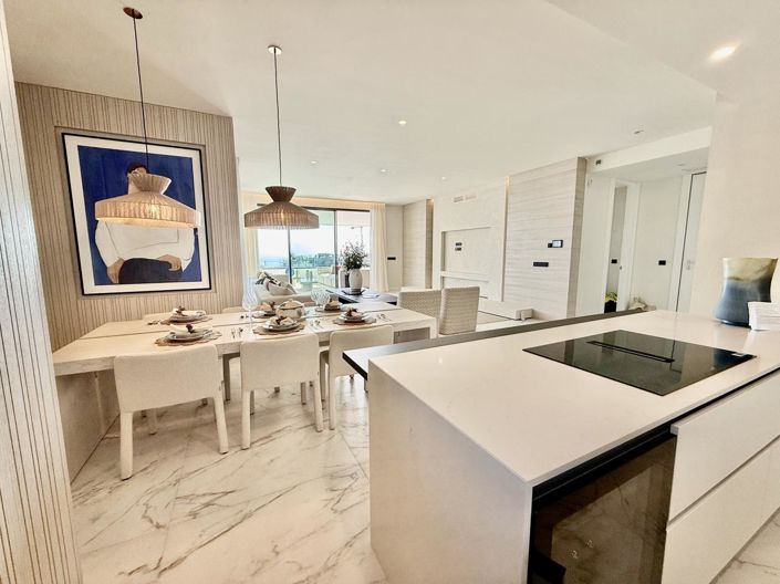 Image No.17-3 Bed Property for sale