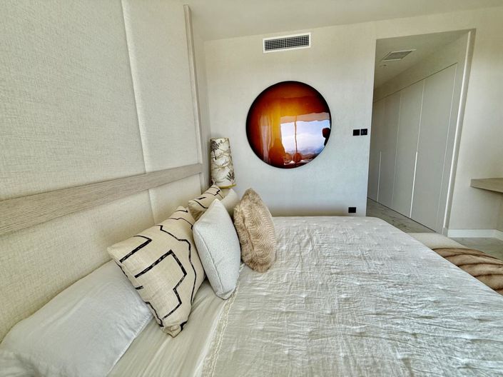 Image No.26-3 Bed Property for sale